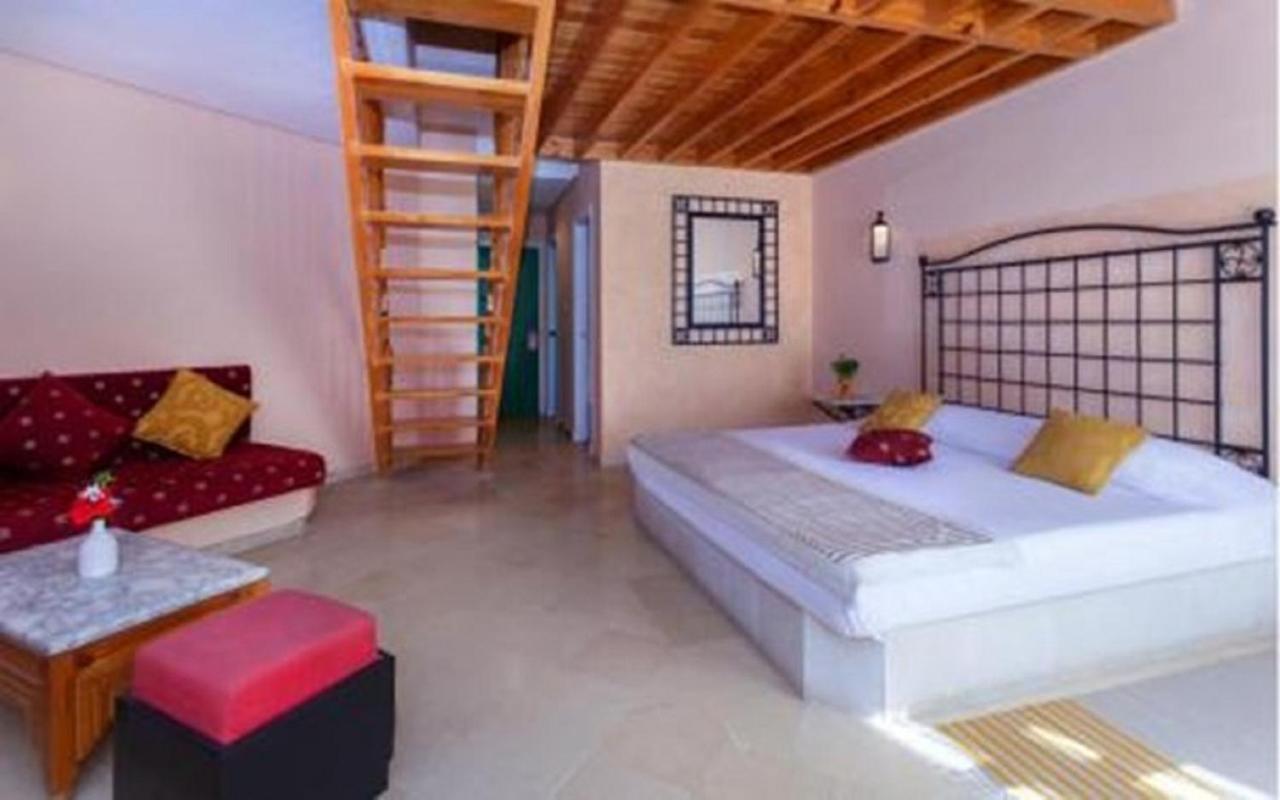 Le Petit Palais & Spa Hotel Mezraia Kültér fotó